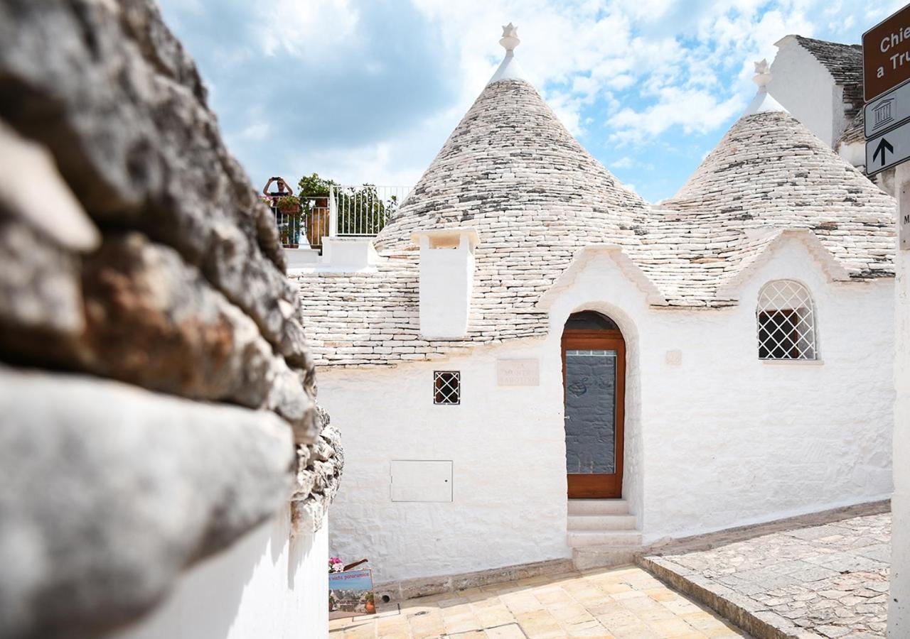 Trulli E Puglia Luxury Suite Alberobello Exterior photo